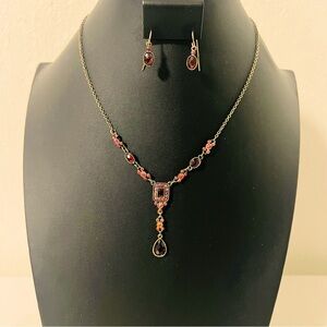 Vintage Avon Golden Red Y Gold Tone & Red Colors Necklace & Earrings Set